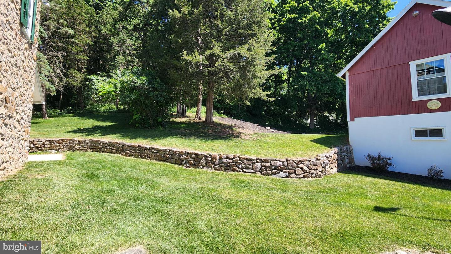 4912 Shankweiler Rd Property Photo 36