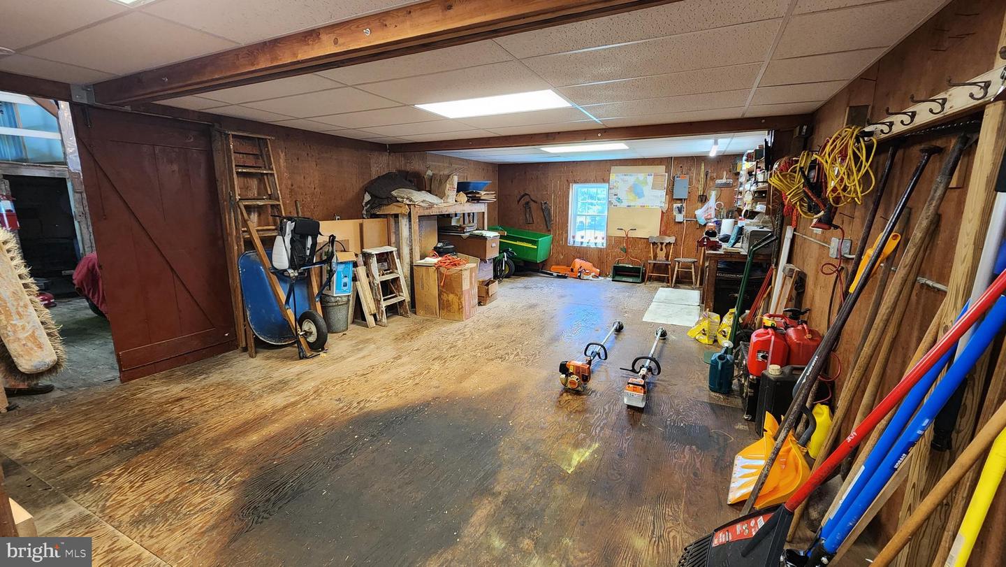 4912 Shankweiler Rd Property Photo 52
