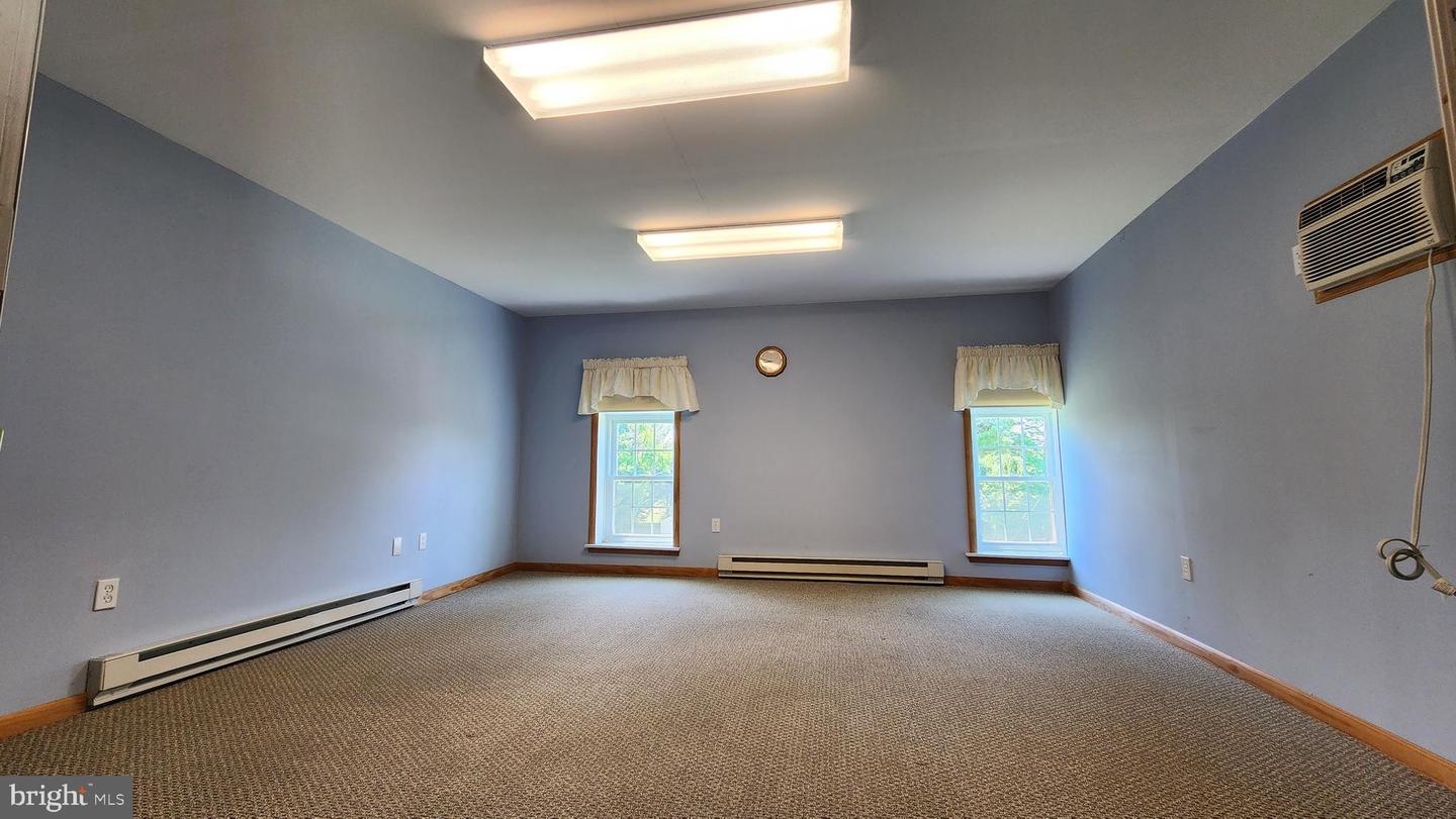 4912 Shankweiler Rd Property Photo 56