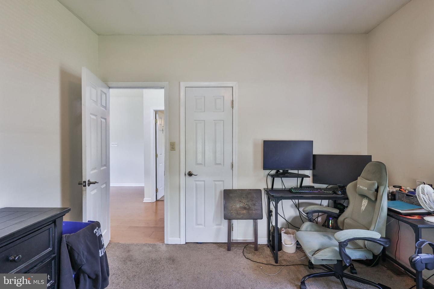 1635 E Emmaus Ave Property Photo 28