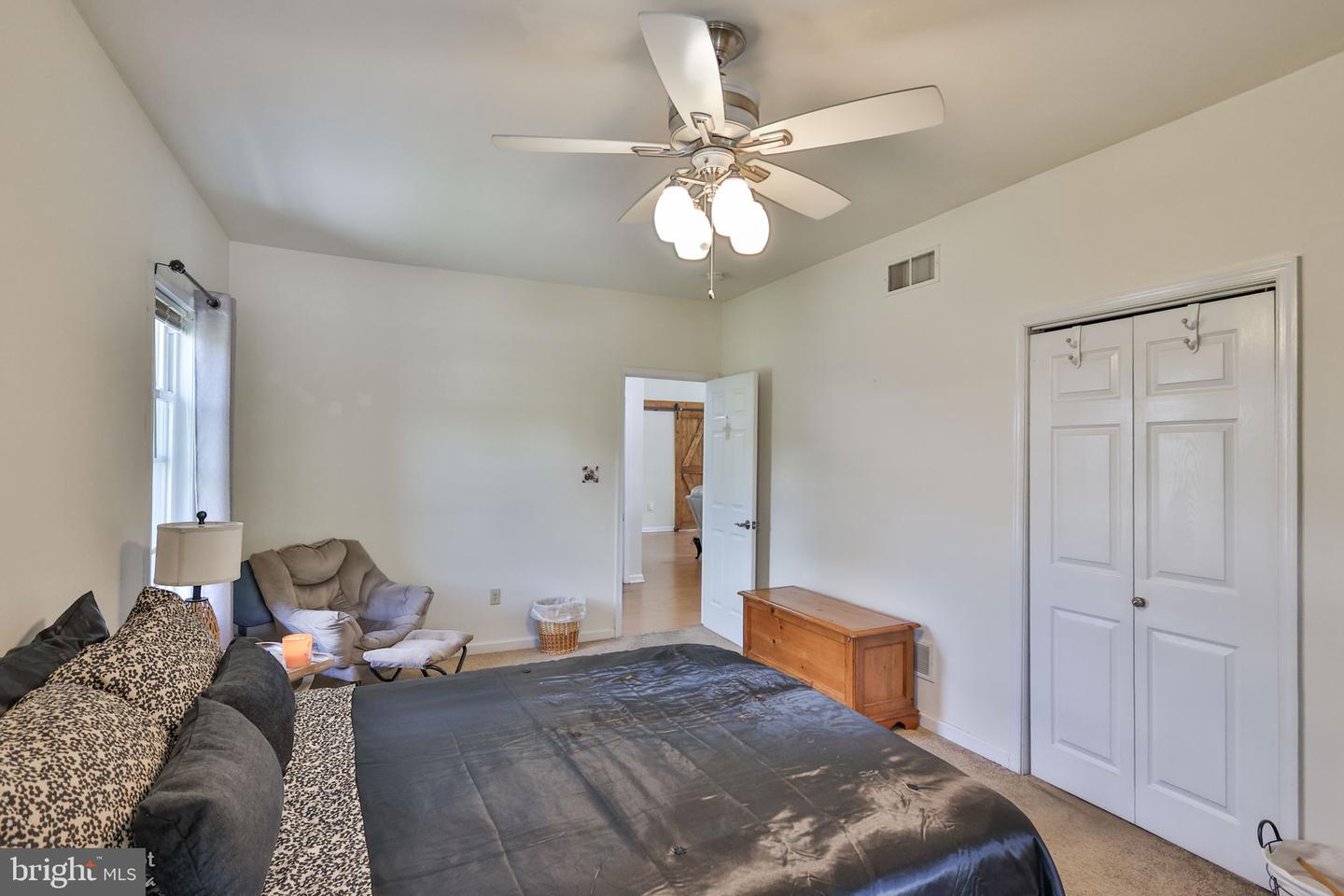 1635 E Emmaus Ave Property Photo 32