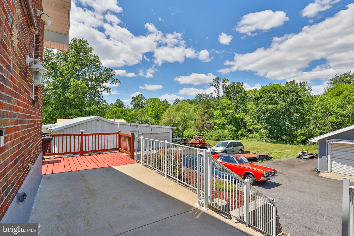 1635 E Emmaus Ave Property Photo 61