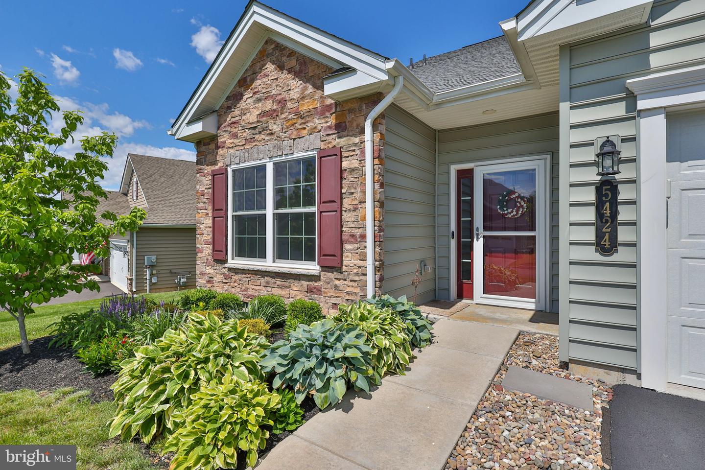 5424 Traditions Dr Property Photo 4