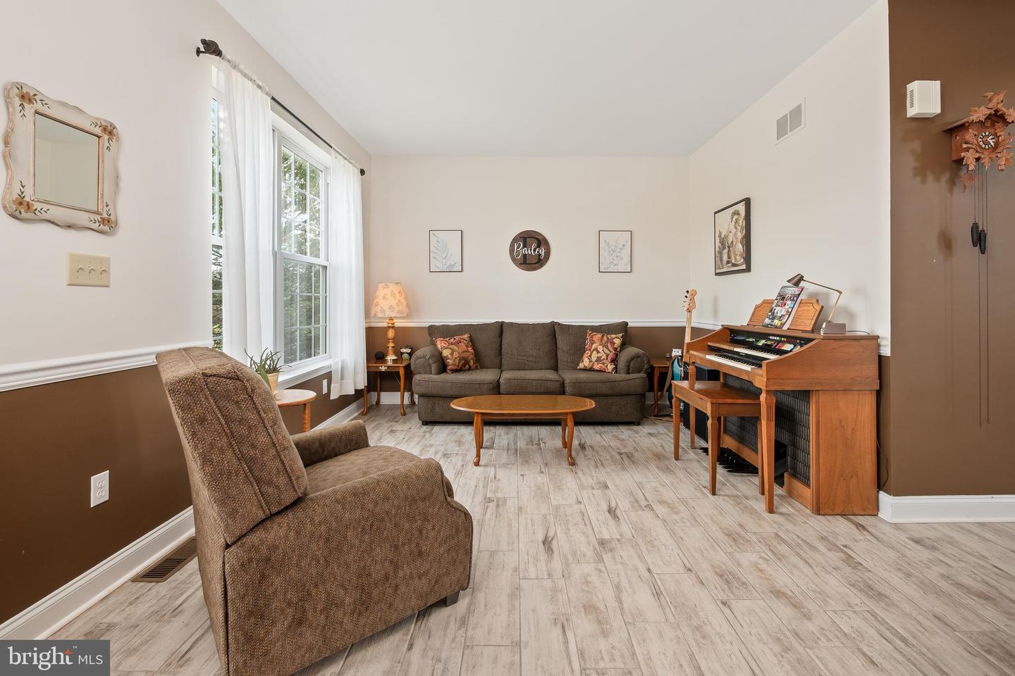 2912 Silver Creek Cir Property Photo 13