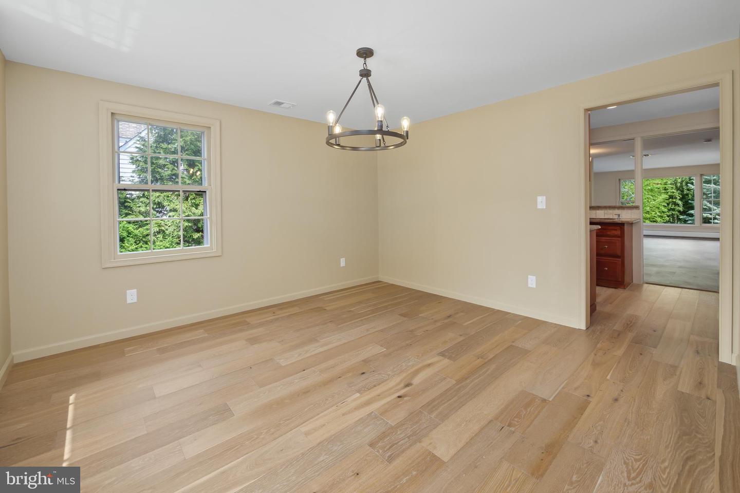 1020 Highland Ave Property Photo 13