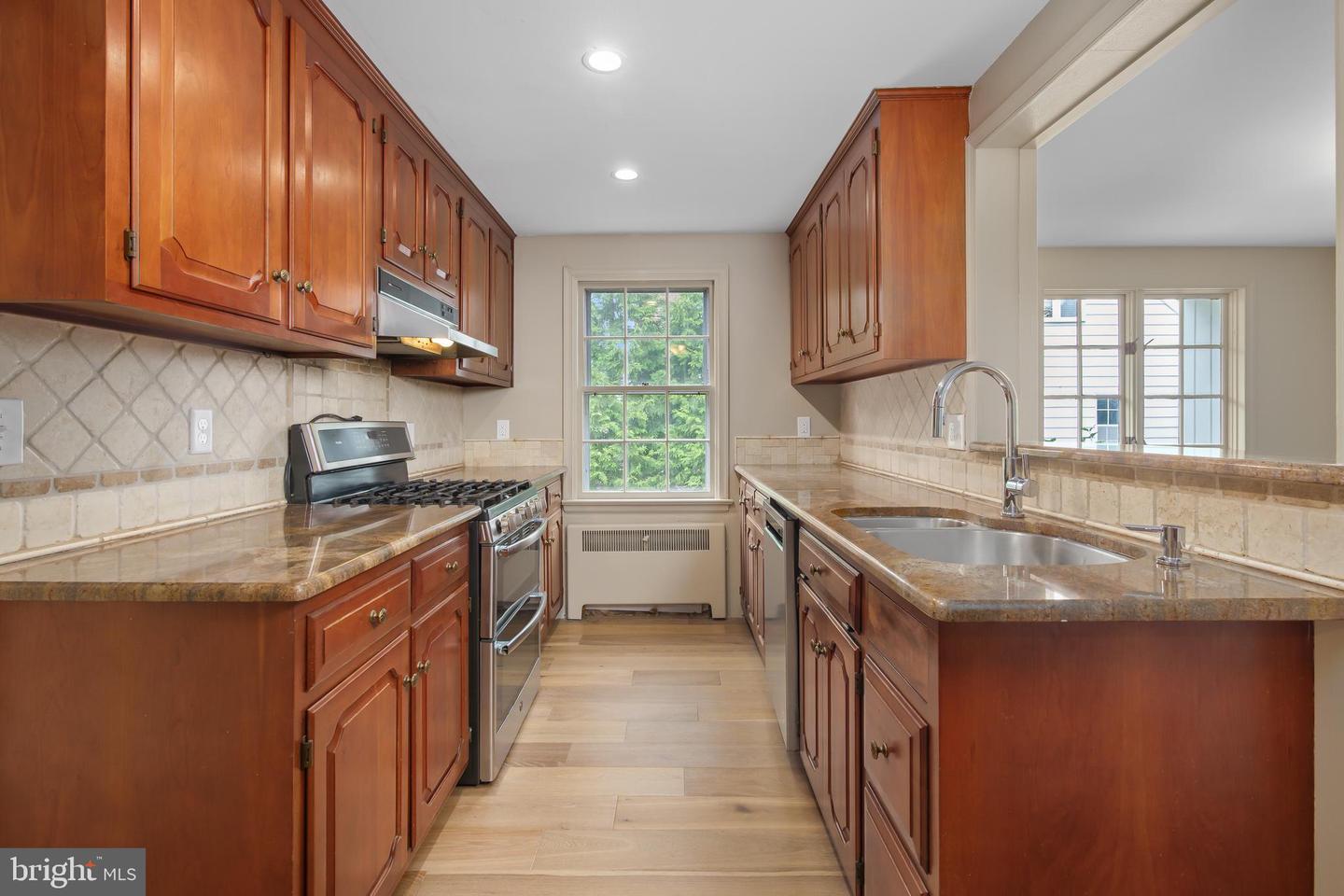 1020 Highland Ave Property Photo 15
