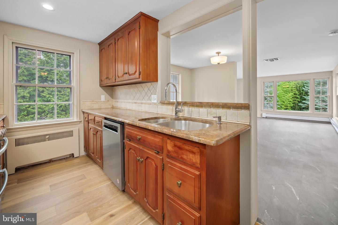 1020 Highland Ave Property Photo 18
