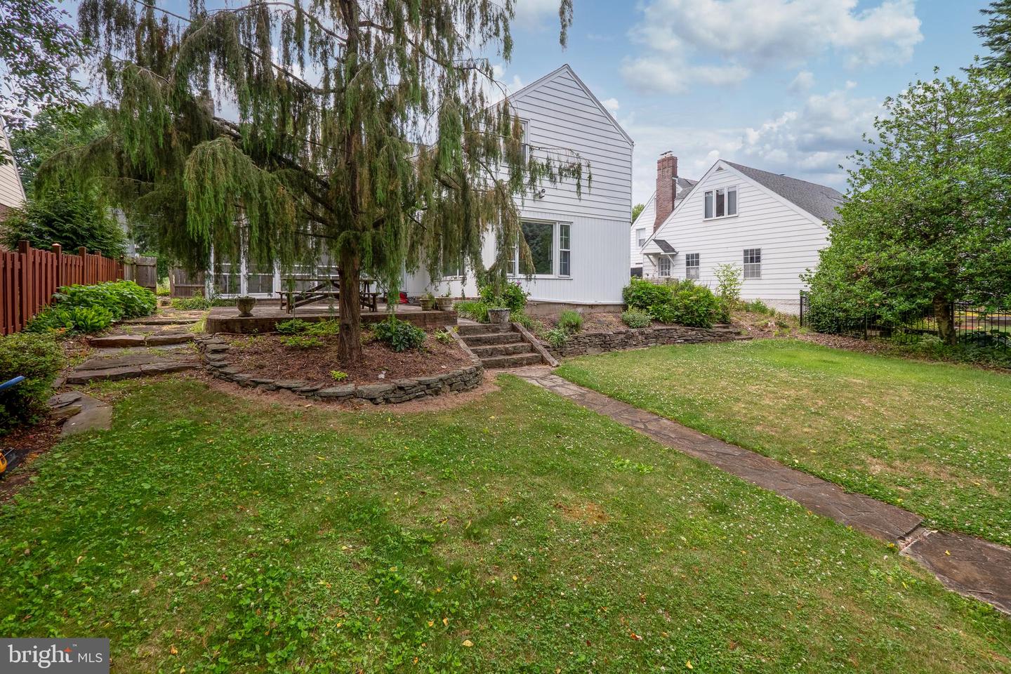1020 Highland Ave Property Photo 37