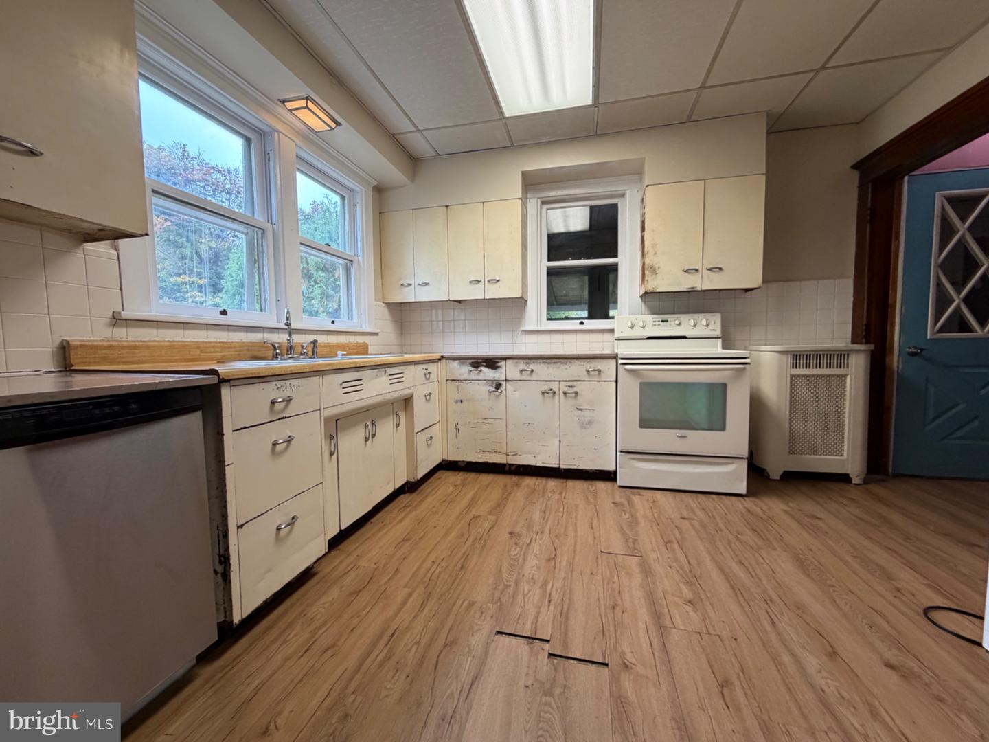 5744 Route 873 Property Photo 4