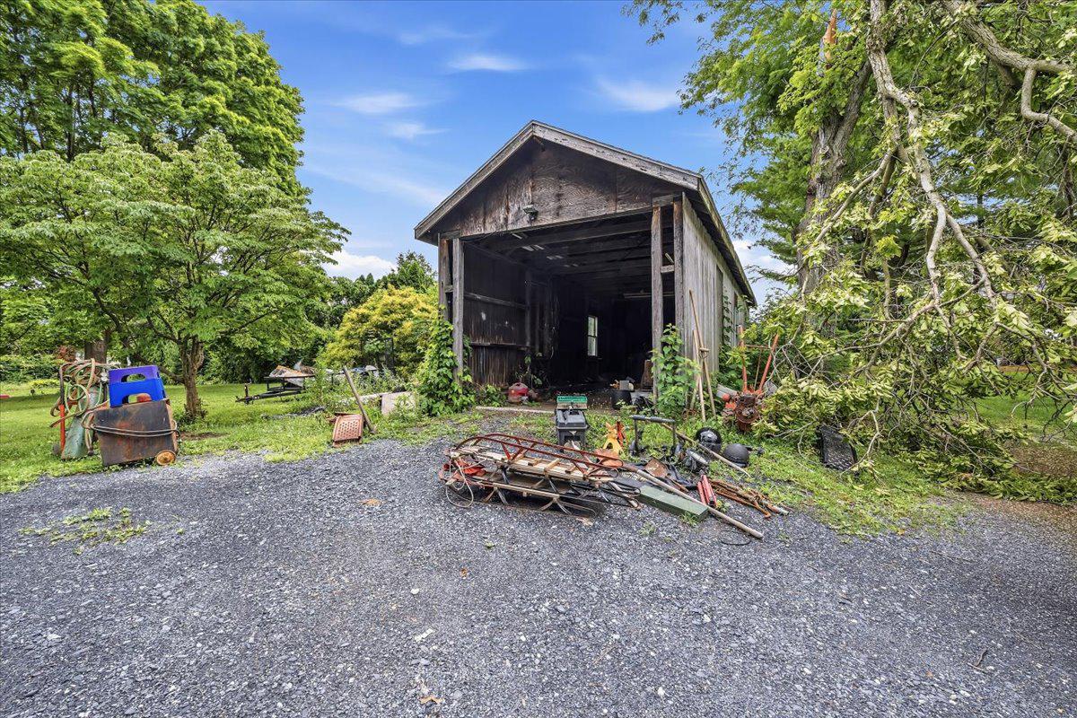 5744 Route 873 Property Photo 32
