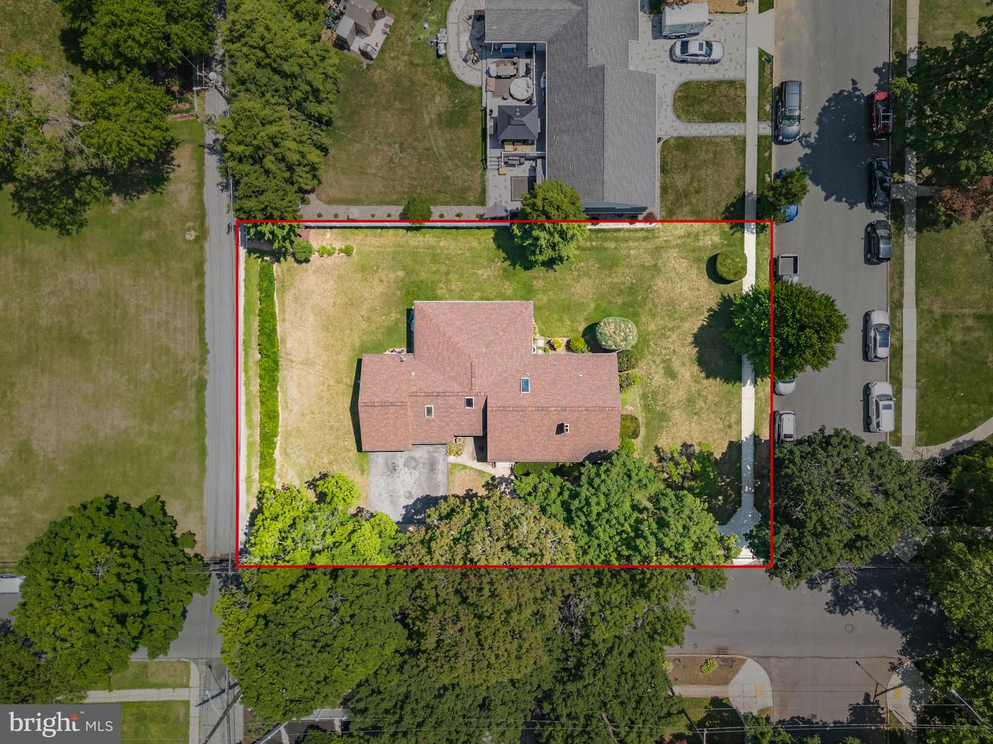 2619 W Greenleaf St Property Photo 47
