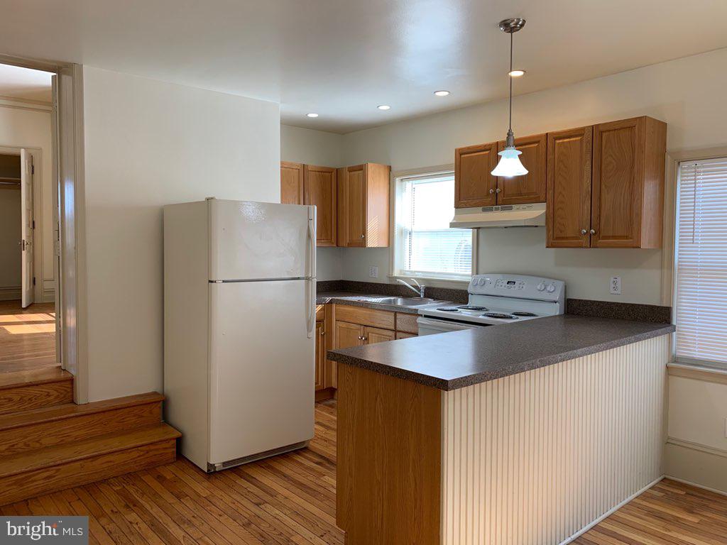 44 N 15th St #2a Property Photo 4