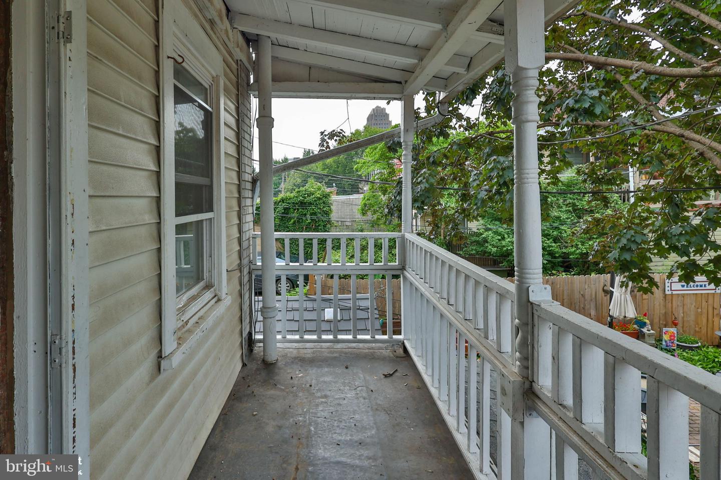 230 N Nagle St Property Photo 30
