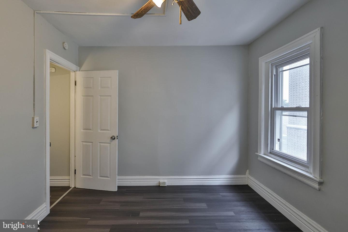 230 N Nagle St Property Photo 37