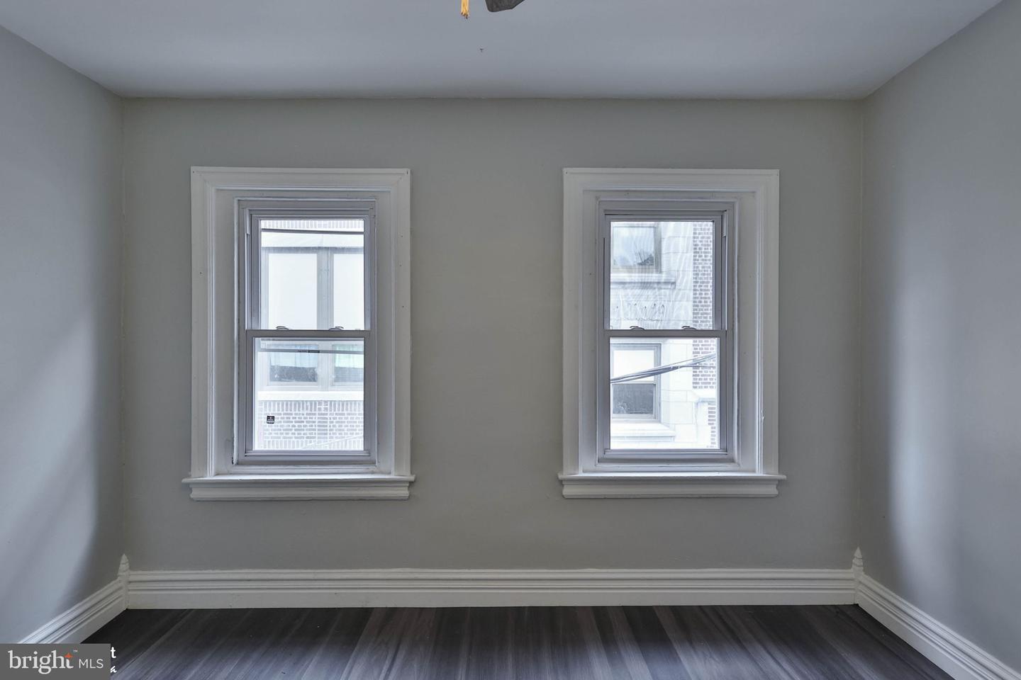 230 N Nagle St Property Photo 39