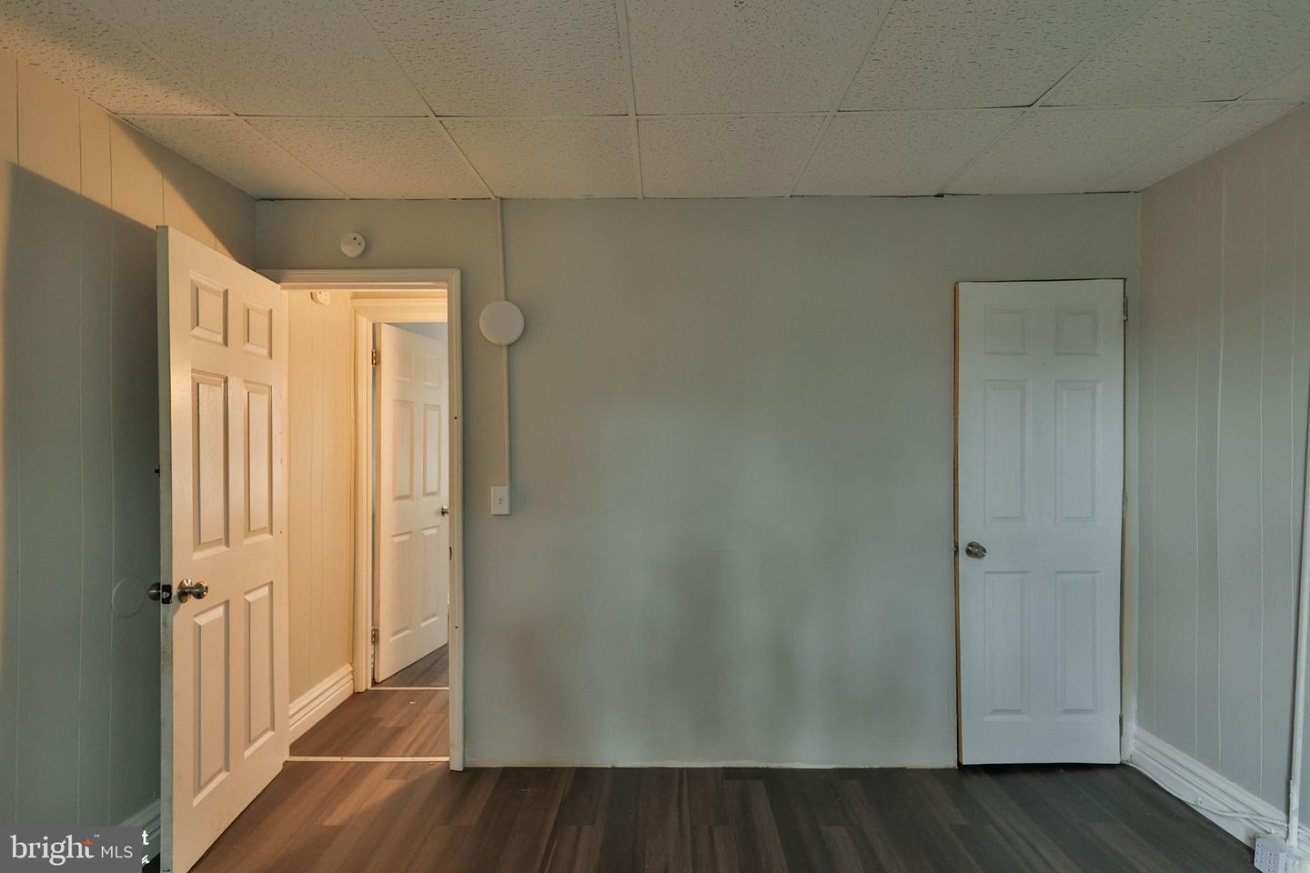 230 N Nagle St Property Photo 42