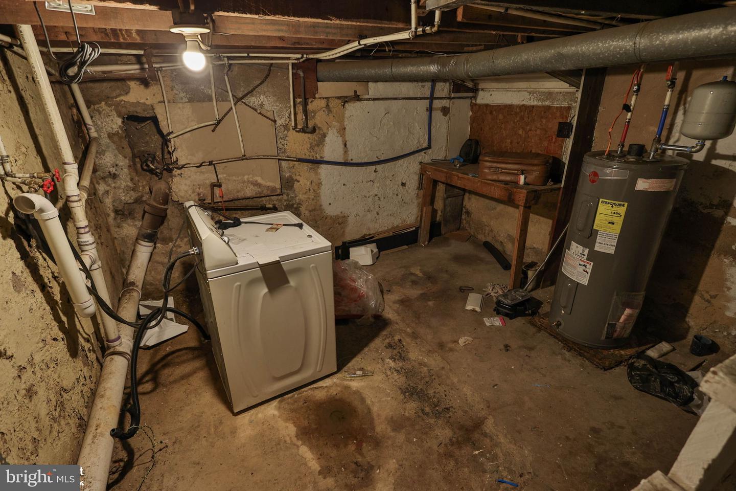 230 N Nagle St Property Photo 45