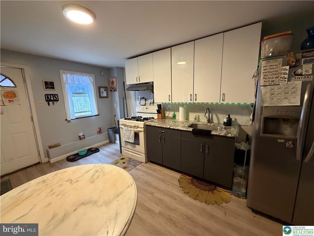 347 N 8th St Property Photo 9