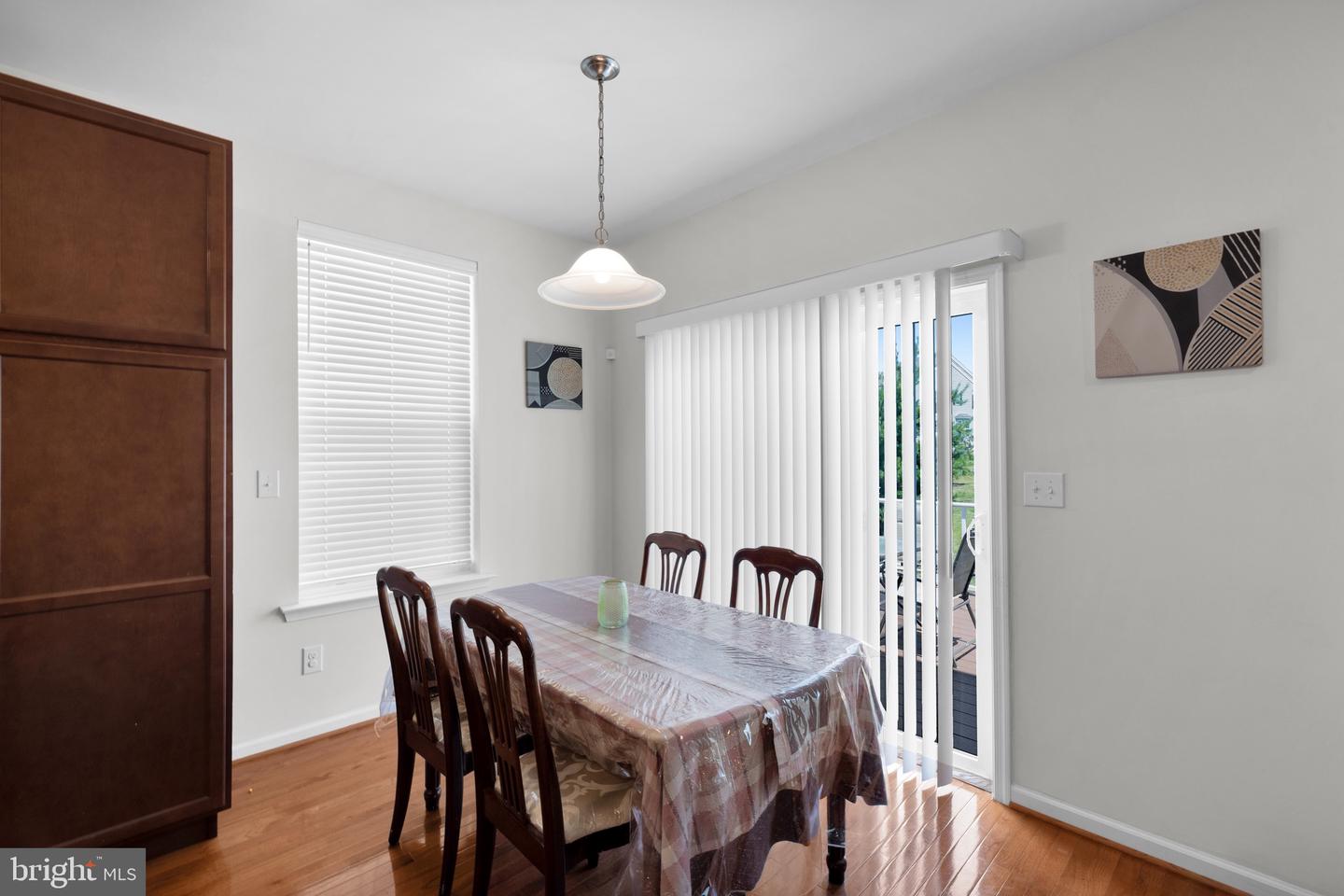 4606 Woodbrush Way Property Photo 12