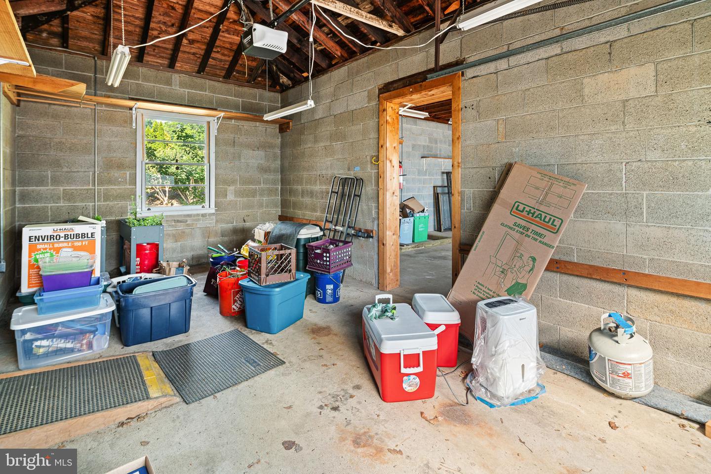 2705 W Chew St Property Photo 43