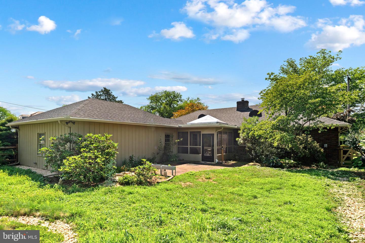 2705 W Chew St Property Photo 46
