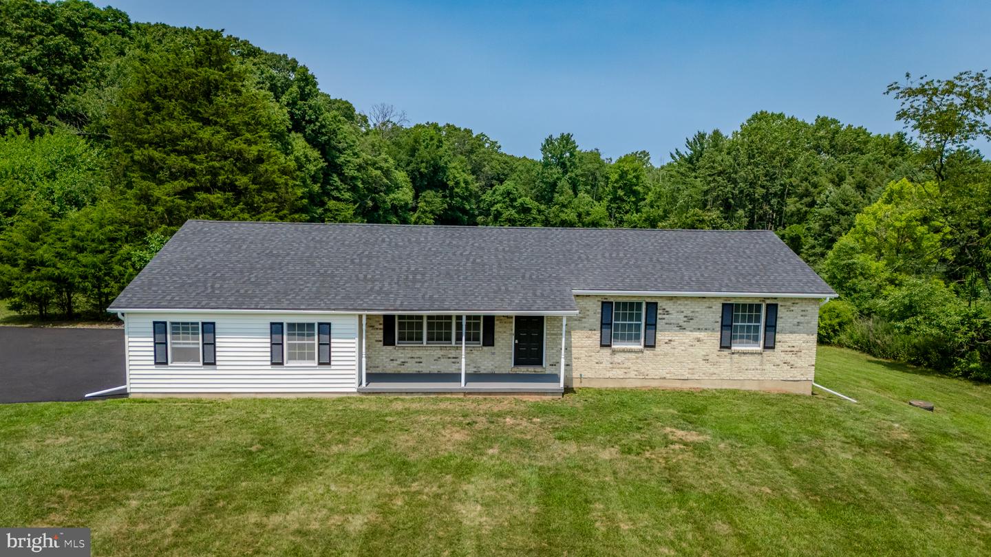 1401 Flint Hill Rd Property Photo 1