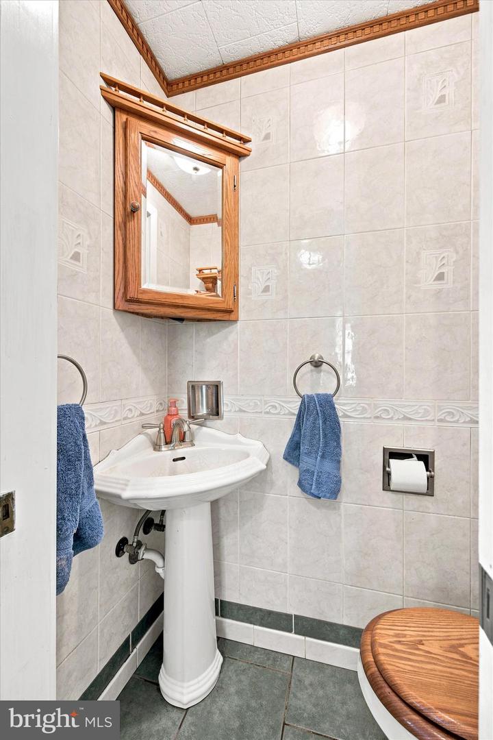 7701 Chestnut St Property Photo 22