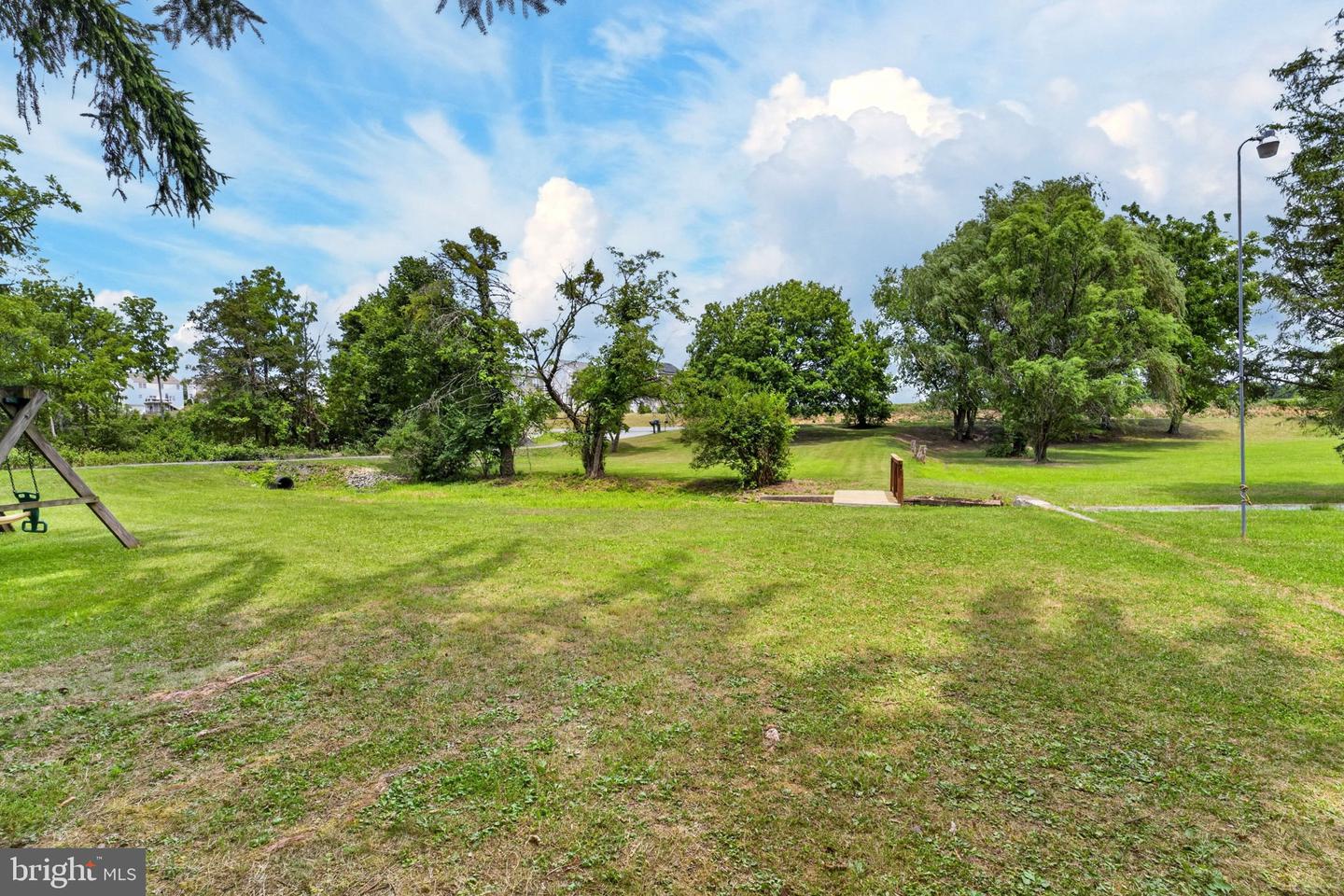 3940 Schneck Rd Property Photo 4