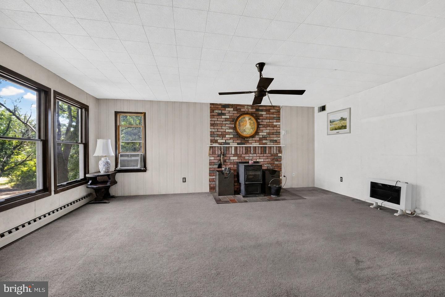 3940 Schneck Rd Property Photo 15