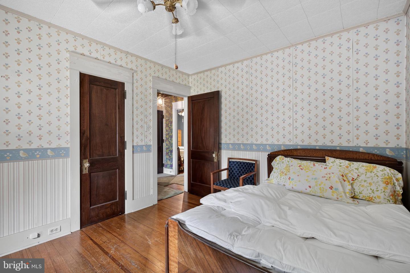 821 N Bishopthorpe St Property Photo 17