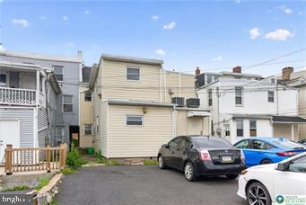 449 W Linden St Property Photo 17
