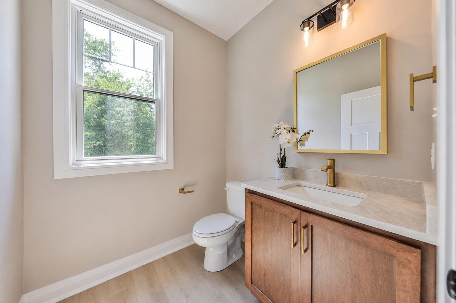 4740 Hillcrest Ln Property Photo 17