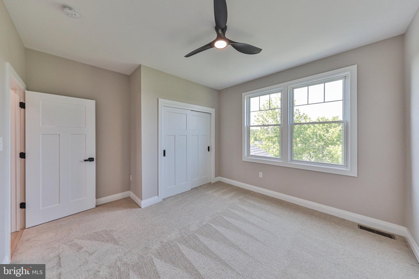 4740 Hillcrest Ln Property Photo 23