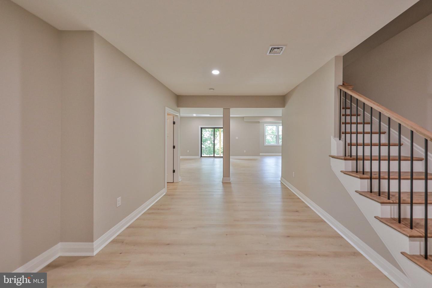 4740 Hillcrest Ln Property Photo 30