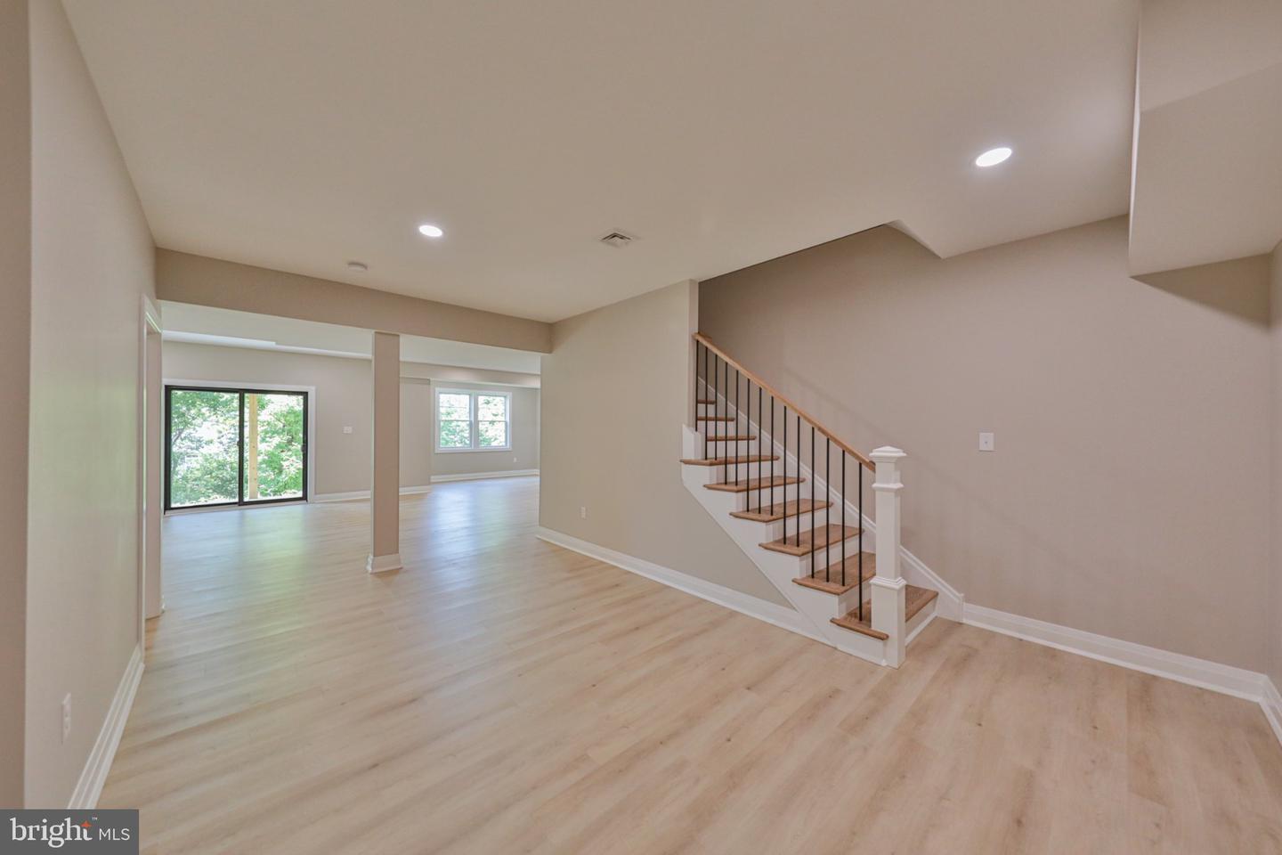 4740 Hillcrest Ln Property Photo 31