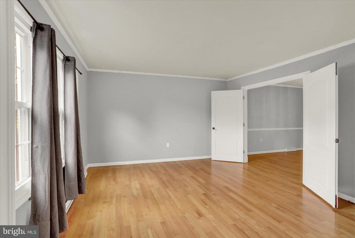 214 Burrell Blvd Property Photo 11