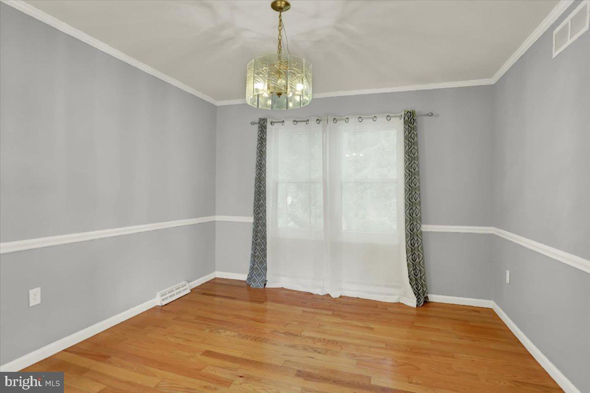 214 Burrell Blvd Property Photo 14