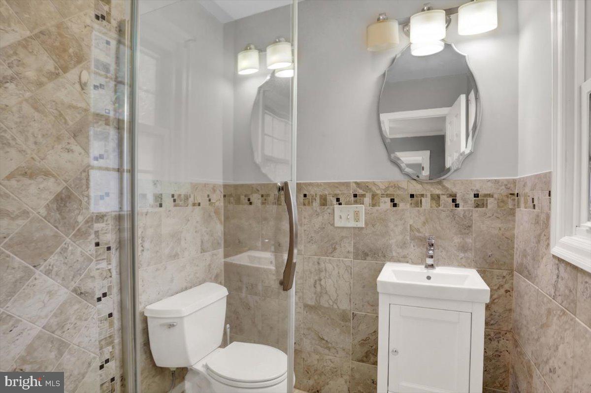 214 Burrell Blvd Property Photo 22