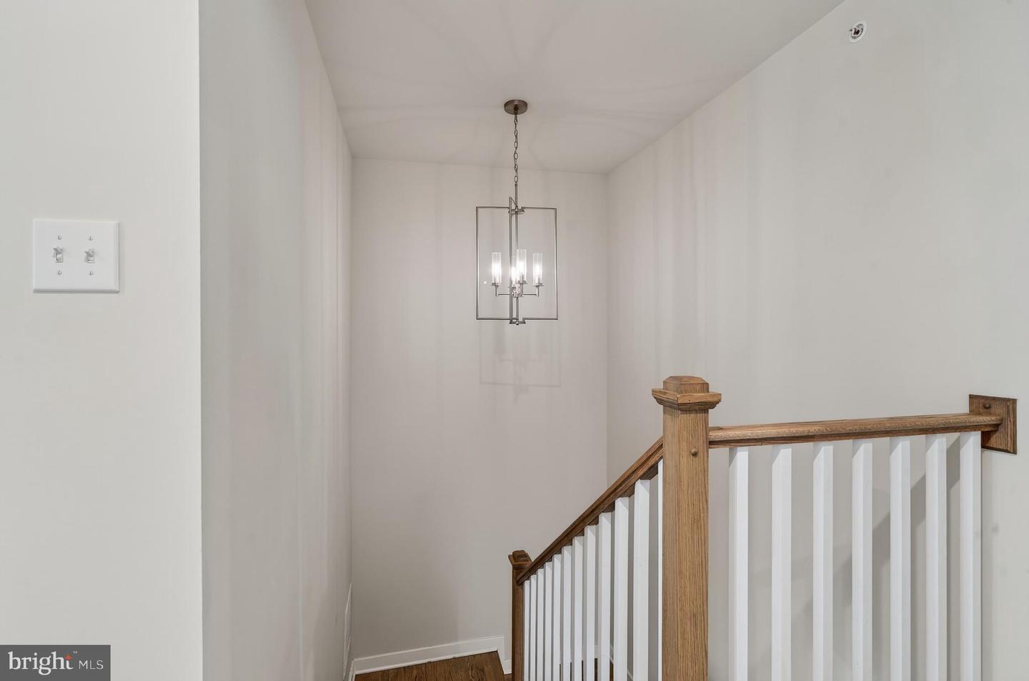 1047 Watson Ct Property Photo 19