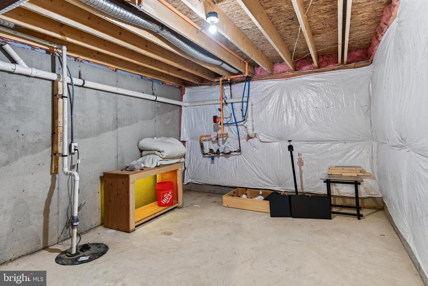 1047 Watson Ct Property Photo 41