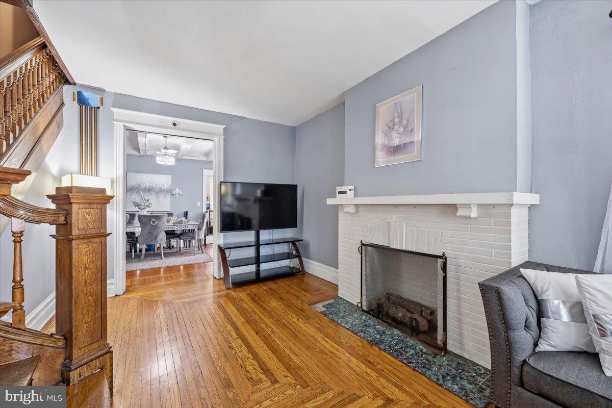 226 S Madison St Property Photo 10