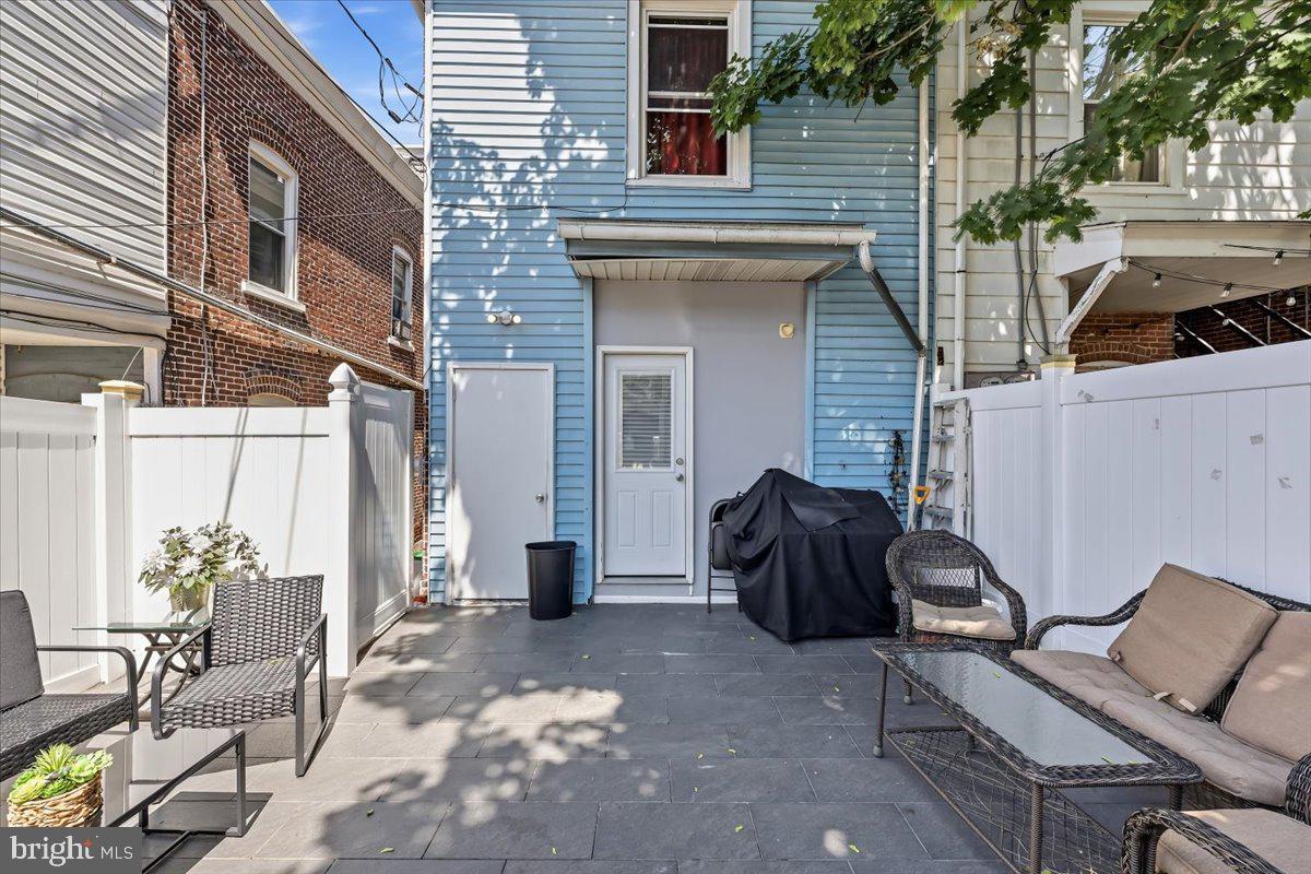 226 S Madison St Property Photo 34