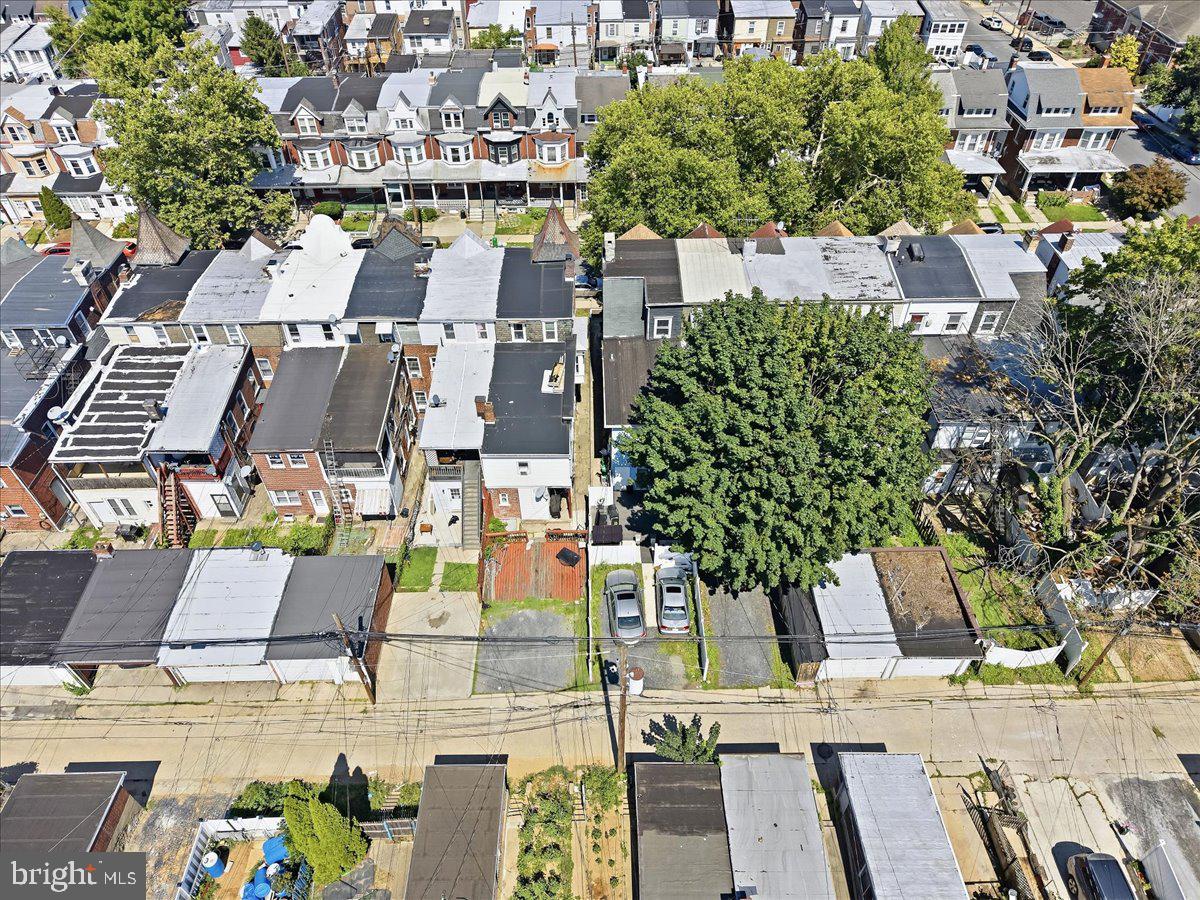 226 S Madison St Property Photo 36