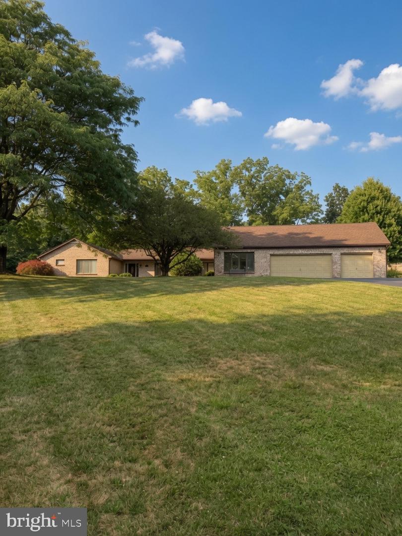 5770 Sun Valley Run Property Photo 3
