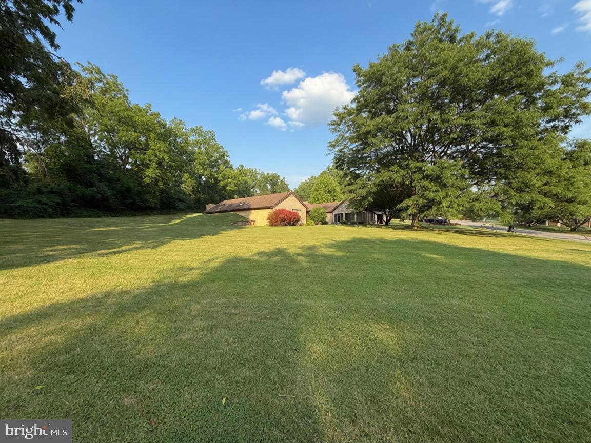 5770 Sun Valley Run Property Photo 5