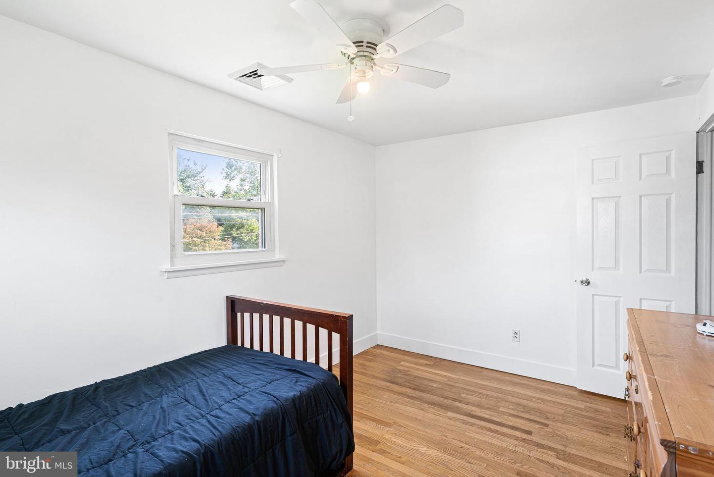 2300 S Filbert St Property Photo 14