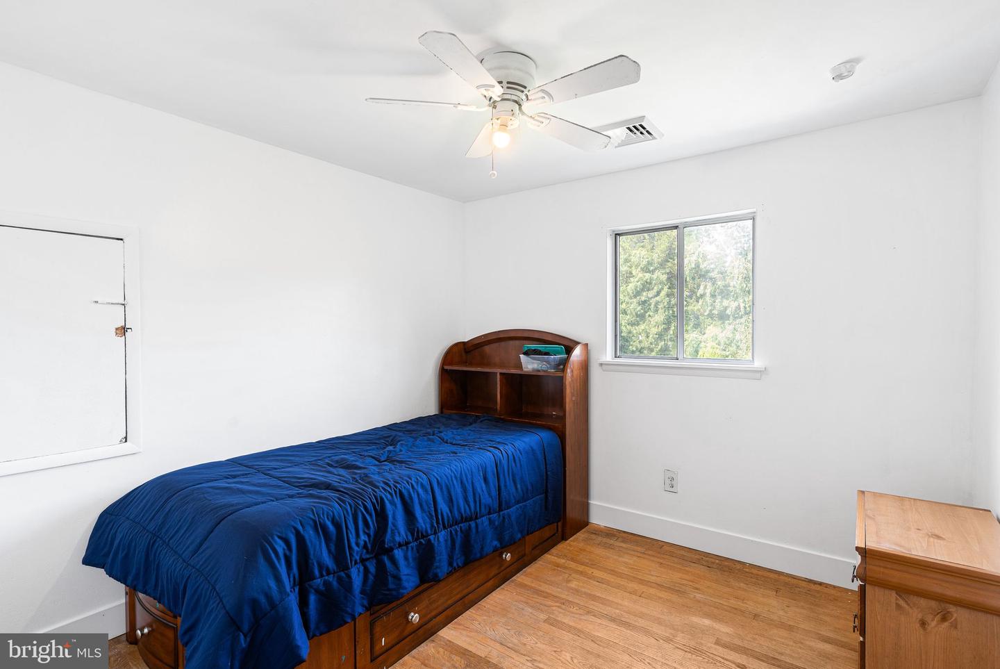 2300 S Filbert St Property Photo 19