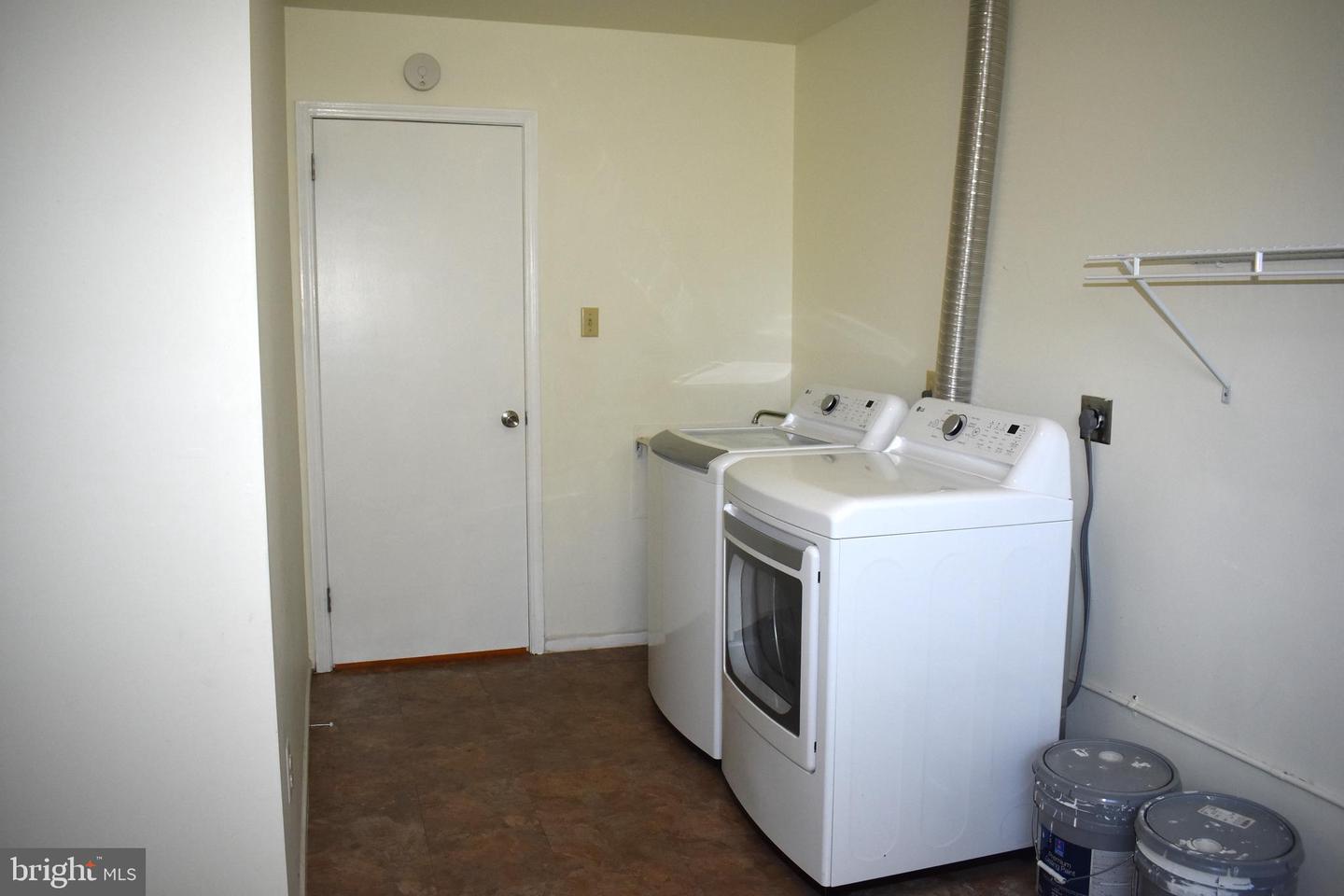 1604 Shenandoah Ct Property Photo 13