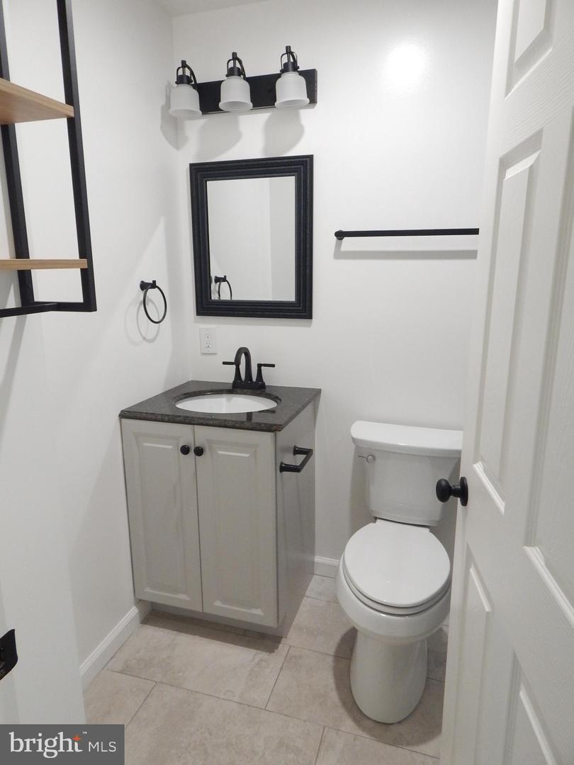 5833 Hill Dr Property Photo 25