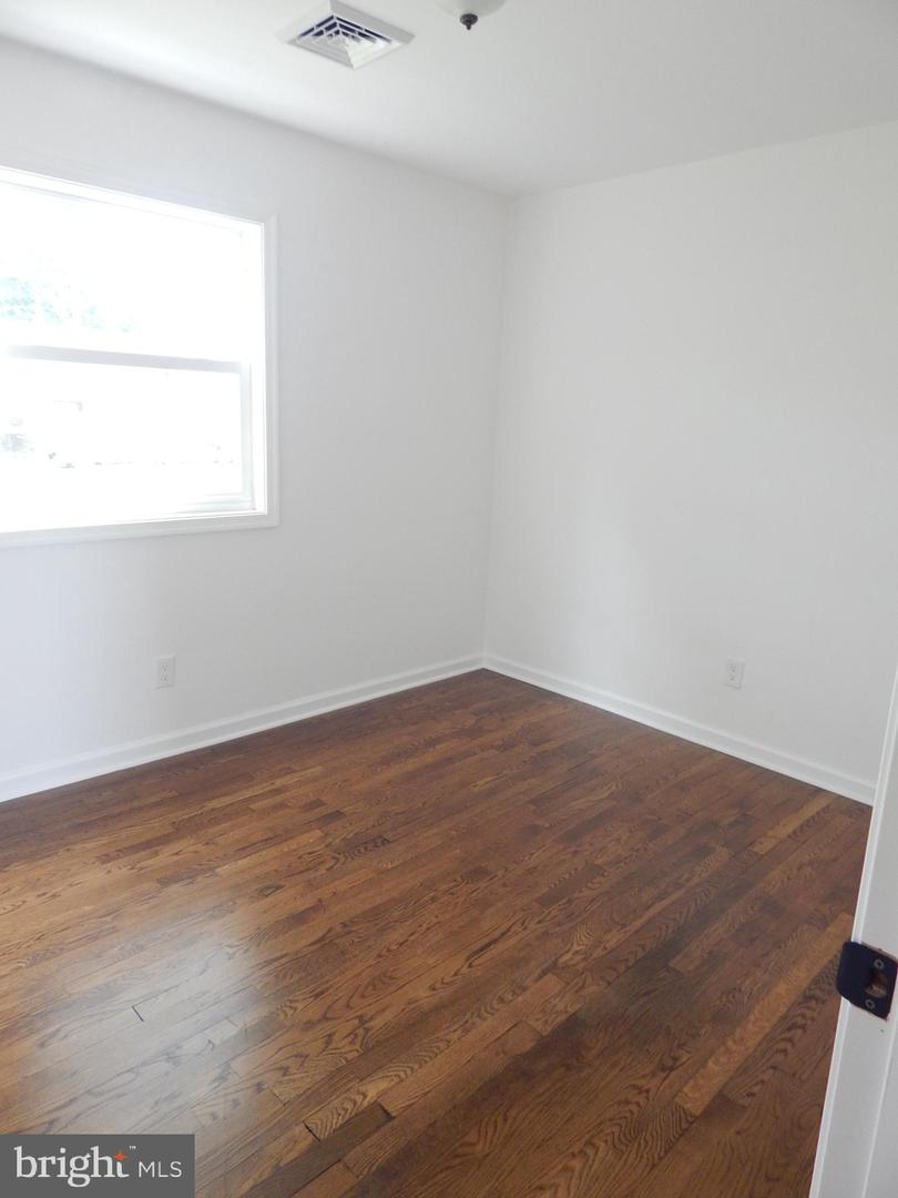 5833 Hill Dr Property Photo 31